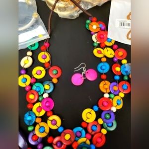 Light weight wooden necklace